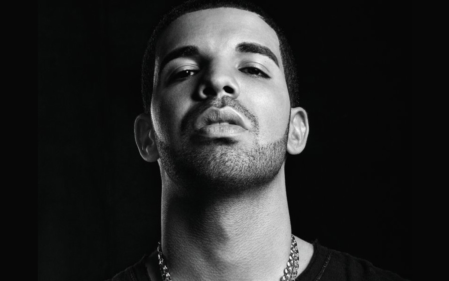 Drake auf Podium der HipHop-Charts